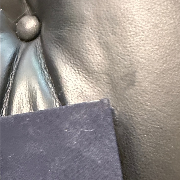 Dior Multi-Shade Makeup Palette with Mirror - Picture 7 of 8